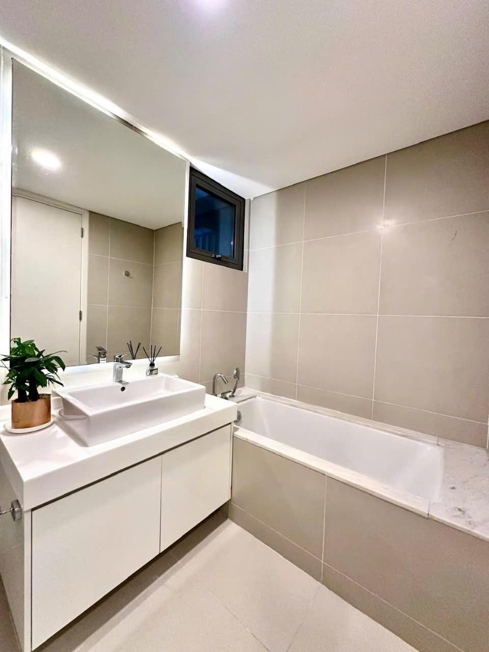 2 Bed Gatewaythao Dien - Hot Tub *